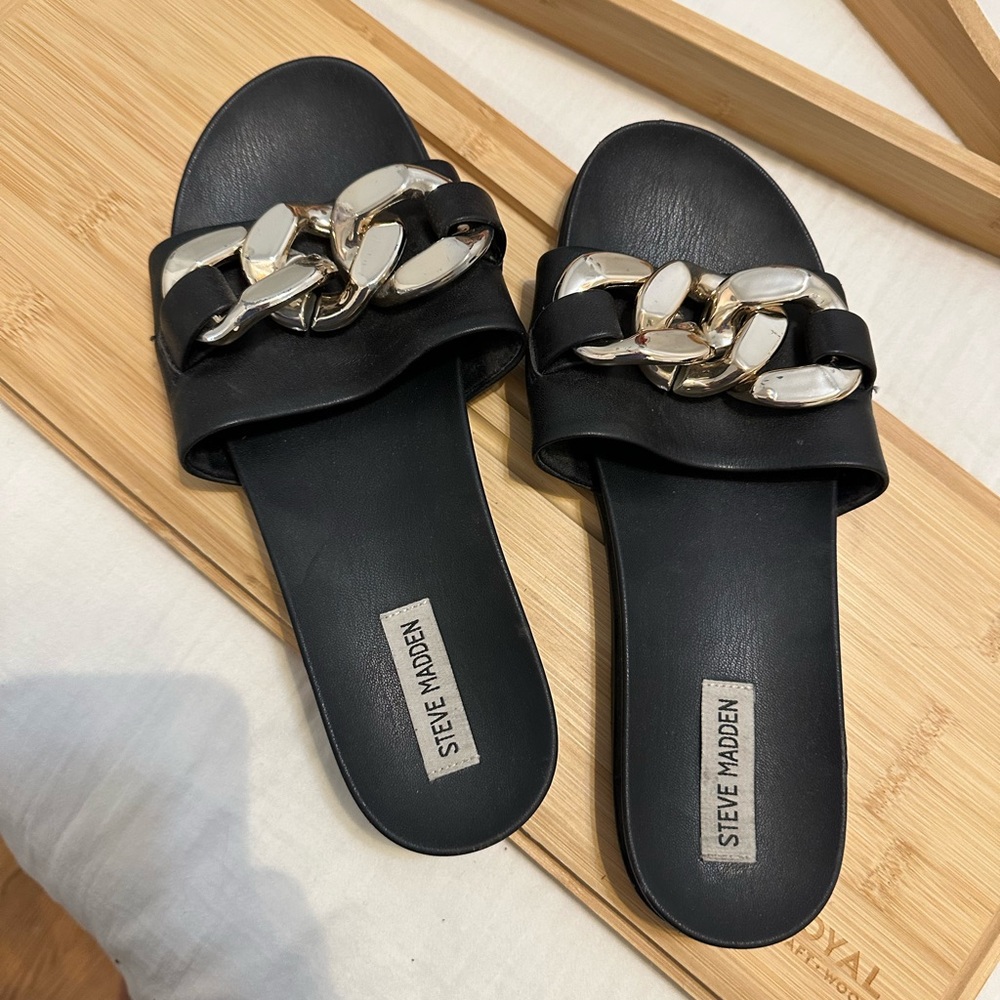 Steve Madden Relay Sandal
